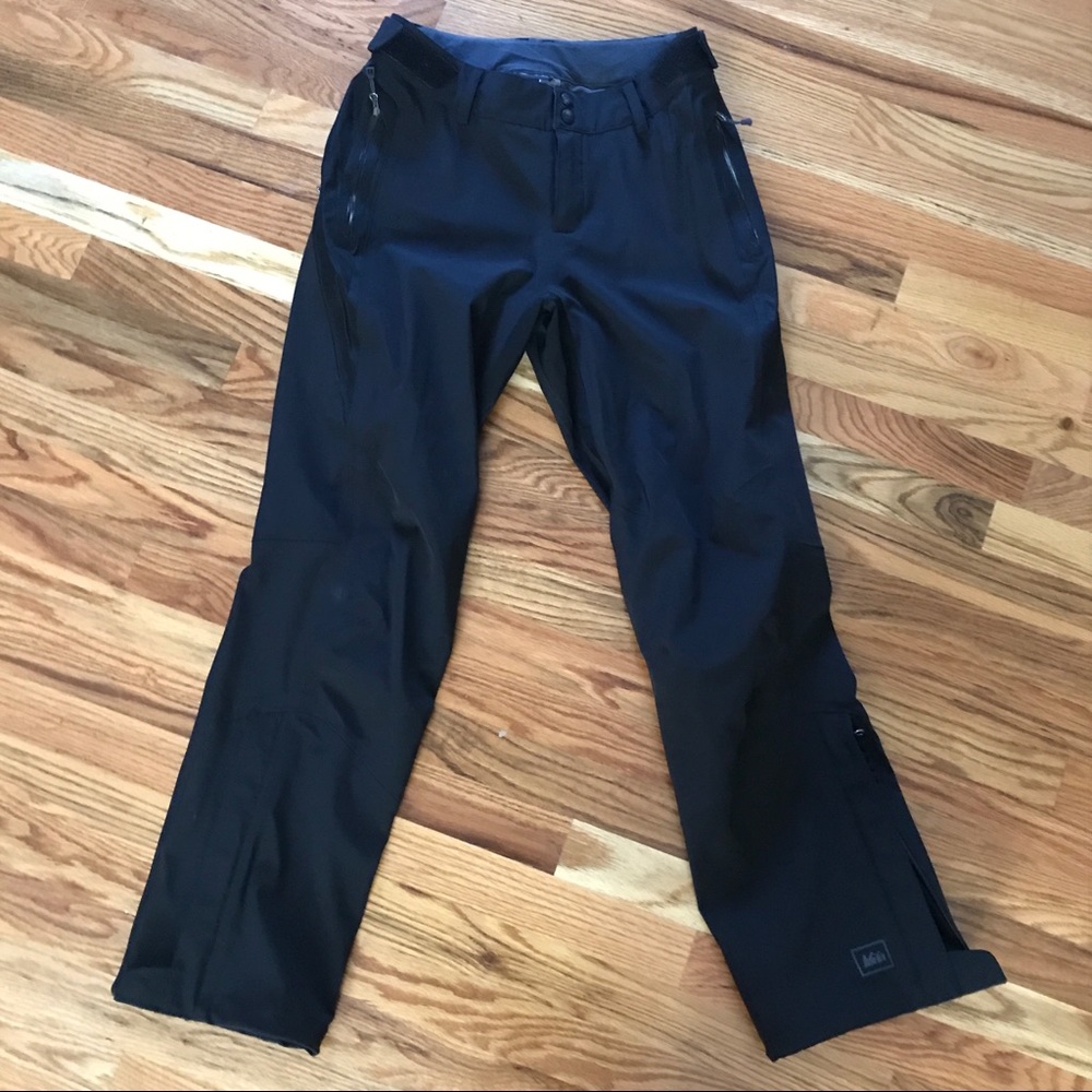 REI Women’s Snow pants